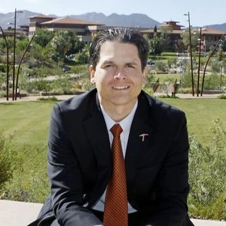 Alumni profile photo of Arturo Barrio