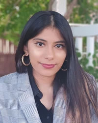 Profile photo for Zara Jamshed 