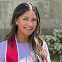 Profile photo of Laura Gallardo